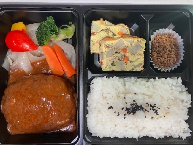 ハンバーグ弁当の画像